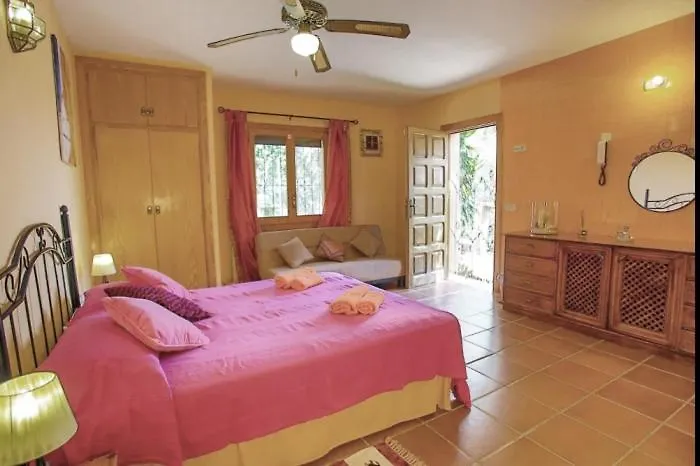 Дом отдыха Villa De Montana Gran Piscina Sant Jordi de ses Salines